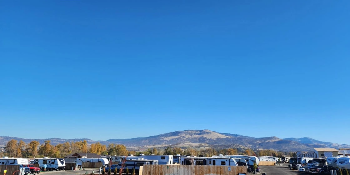 Bear Creek Estates RV Park in Medford, OR